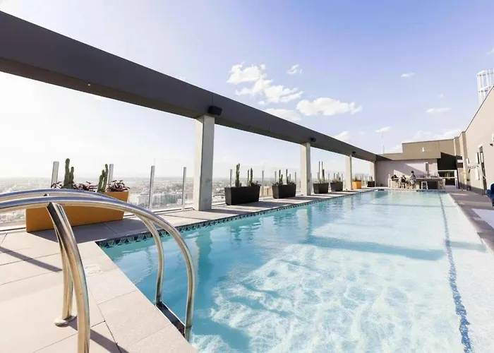Apartamento Boulevard Highrise Stu Sky Pool Parking Gym 26 *